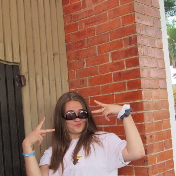 Meet your Posher, Emma - Picture 1 of 1